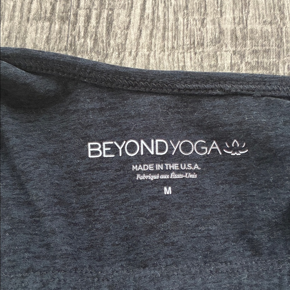 Beyond Yoga Black Crop Tank Top - Picture 4 of 5